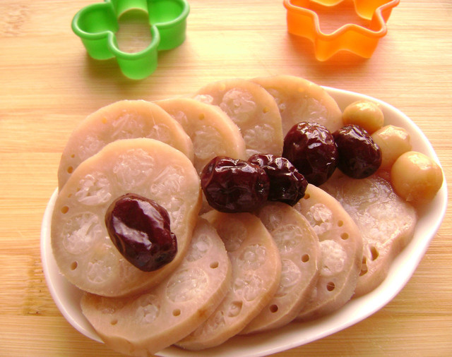 主题:难忘好滋味——红枣莲子糯米藕 精华