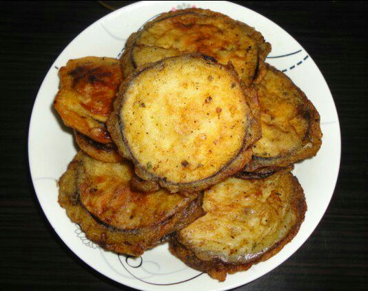 韭菜肉末茄盒子,卖相不在滴,吃起来还是不错滴^(oo)