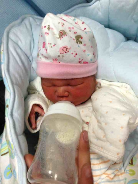 朋友顺产健康大胖儿子一枚七斤5两,接棒了