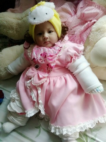 漂亮公主,超爱她的小眼睛,你们看像混血儿吗