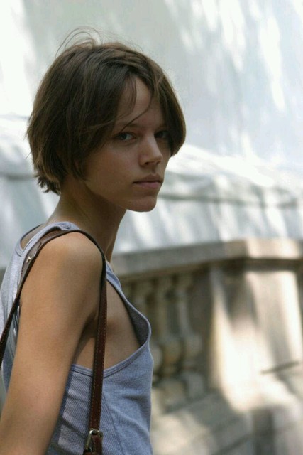 行歌不记流年,都来推荐下自己播放列表的那些音乐吧