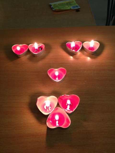 心形蜡烛摆拍,根本停不下来