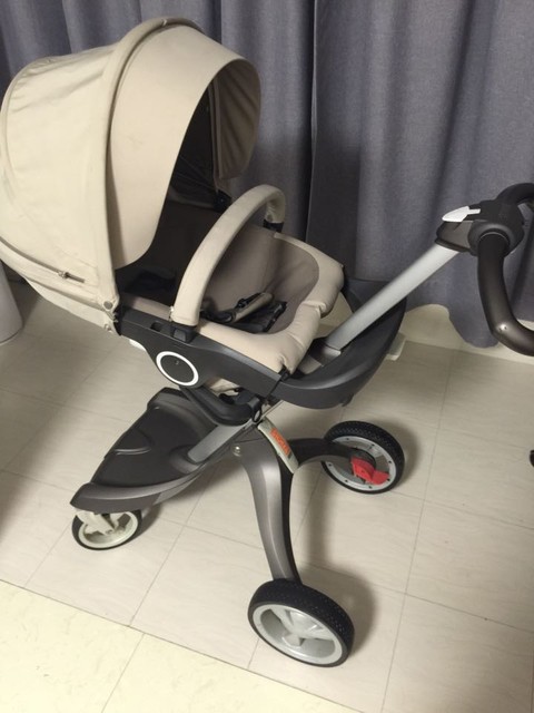 stokke 嬰兒車中的勞斯萊斯