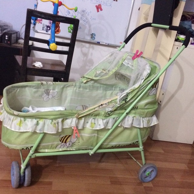 可睡觉的,可推出门的～～不是推车哈～～_宝宝树
