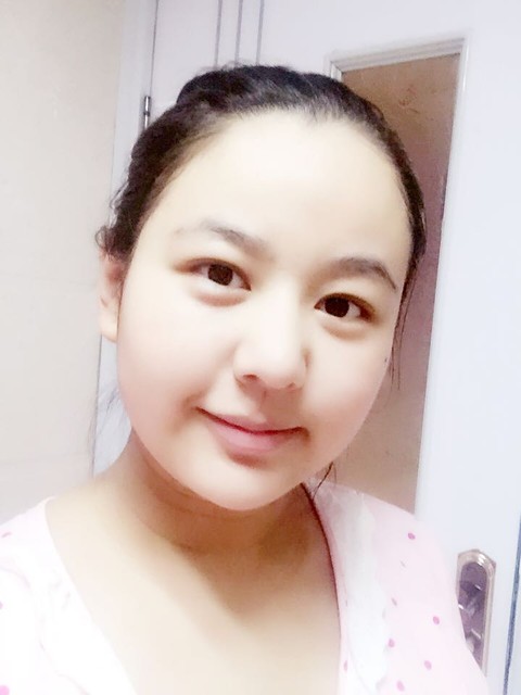 发张照片来,给你们看看相,正脸哦