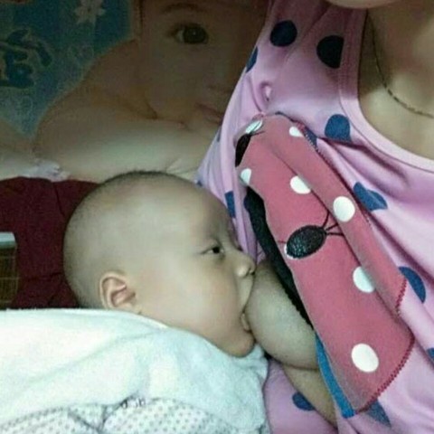 来晒晒哺乳照吧!母爱爆棚啊!
