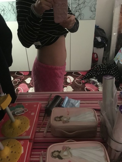 各位宝妈你们14周的肚子都多大啊,我的一点都看不