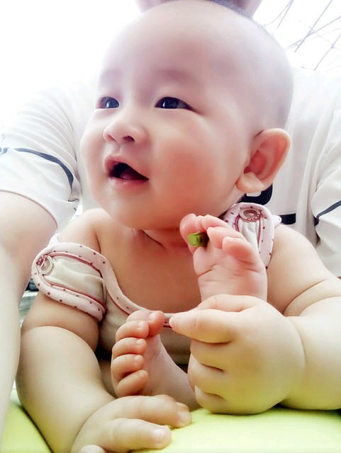 [笑哭了]我家臭宝儿的逗比五连拍