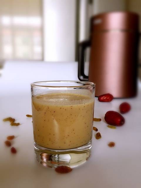 红枣葡萄干豆浆(宝宝小tongtong